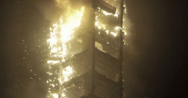 Arde un rascacielos de 79 pisos en Dubai