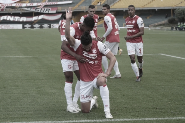 Independiente Santa Fe ganó y
confirmó su clasificación a los Playoffs Independiente Santa Fe ganó y
confirmó su clasificación a los Playoffs