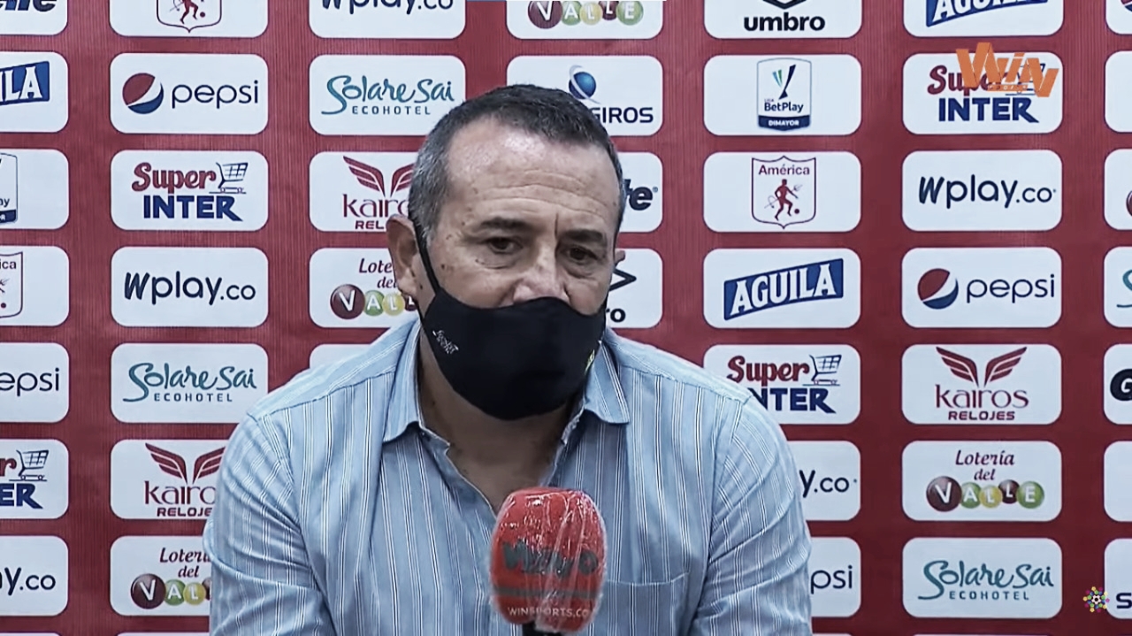 
 
 
 

 
 Guillermo
Sanguinetti: “Me dejó muy conforme la actitud de los jugadores”

