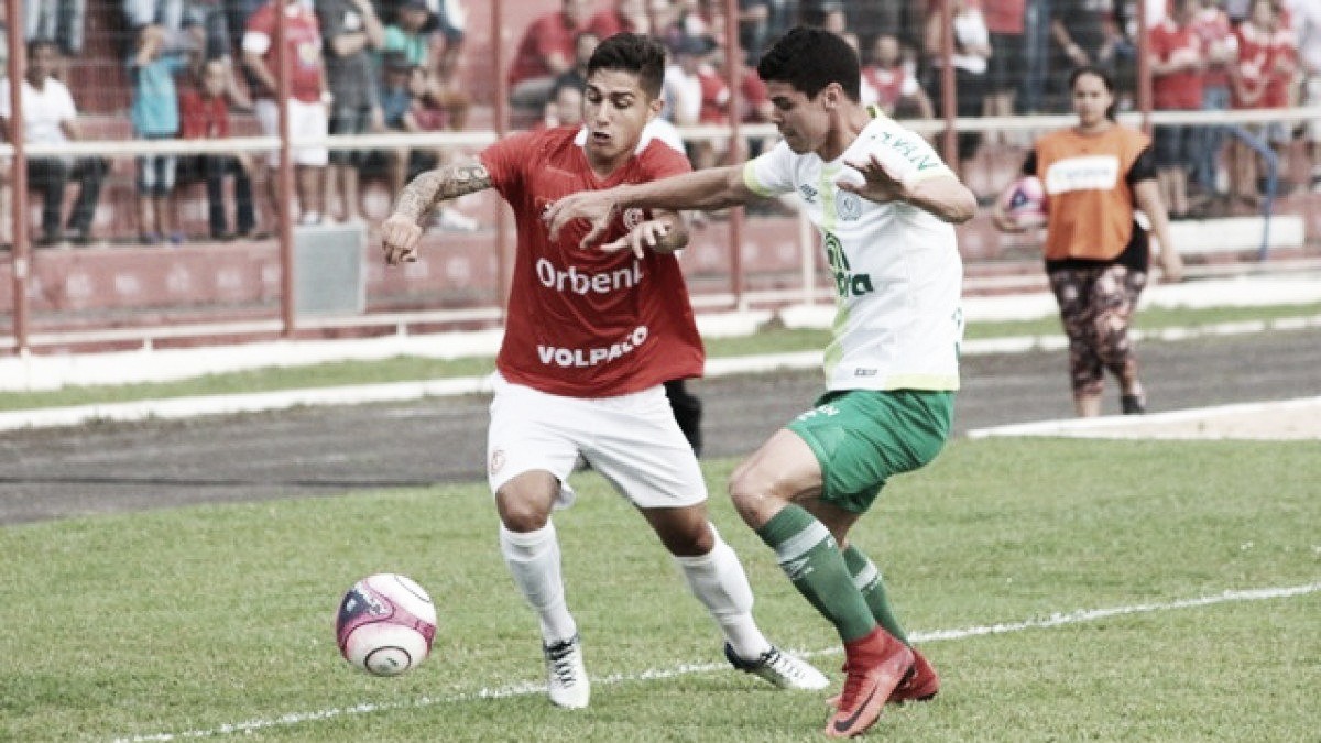 Chapecoense fica no zero com Inter de Lages e perde chance de assumir liderança Chapecoense fica no zero com Inter de Lages e perde chance de assumir liderança