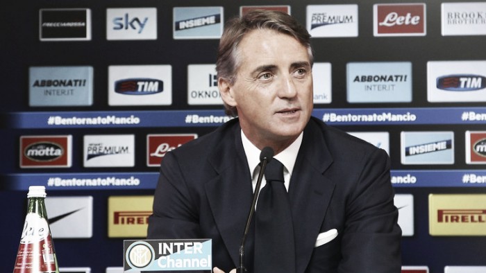 Inter, Mancini: "Dobbiamo pensare a vincere il derby per recuperare punti a quelle davanti"