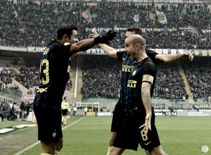 Eder y Candreva ayudan al Inter para sumar de a tres