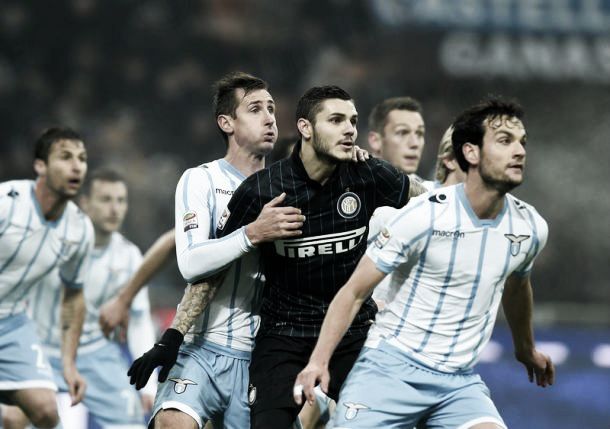Felipe Anderson marca dois, mas Inter se recupera e arranca empate da Lazio