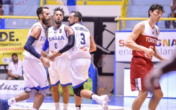 Italbasket, ultimo dubbio di Messina: meglio un play o una guardia in più?