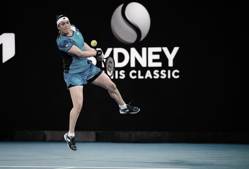 Jabeur vence Kvitová pela primeira vez e vai às quartas de Sydney