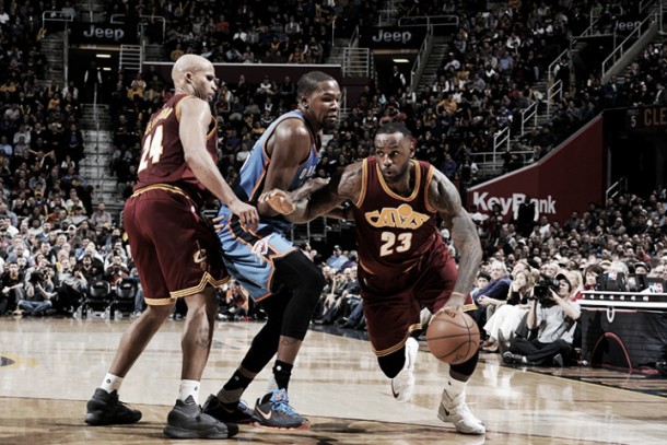 Nba, James trascina Cleveland al successo contro i Thunder (104-100)