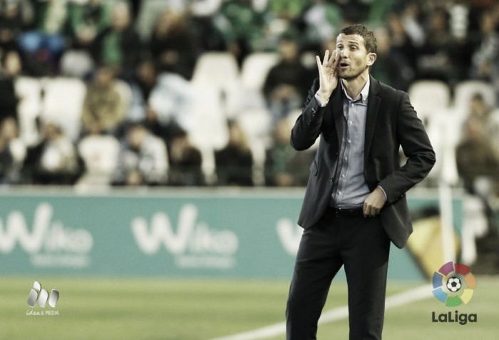 Observando a Javi Gracia frente al Real Betis: el balón parado dio la clave