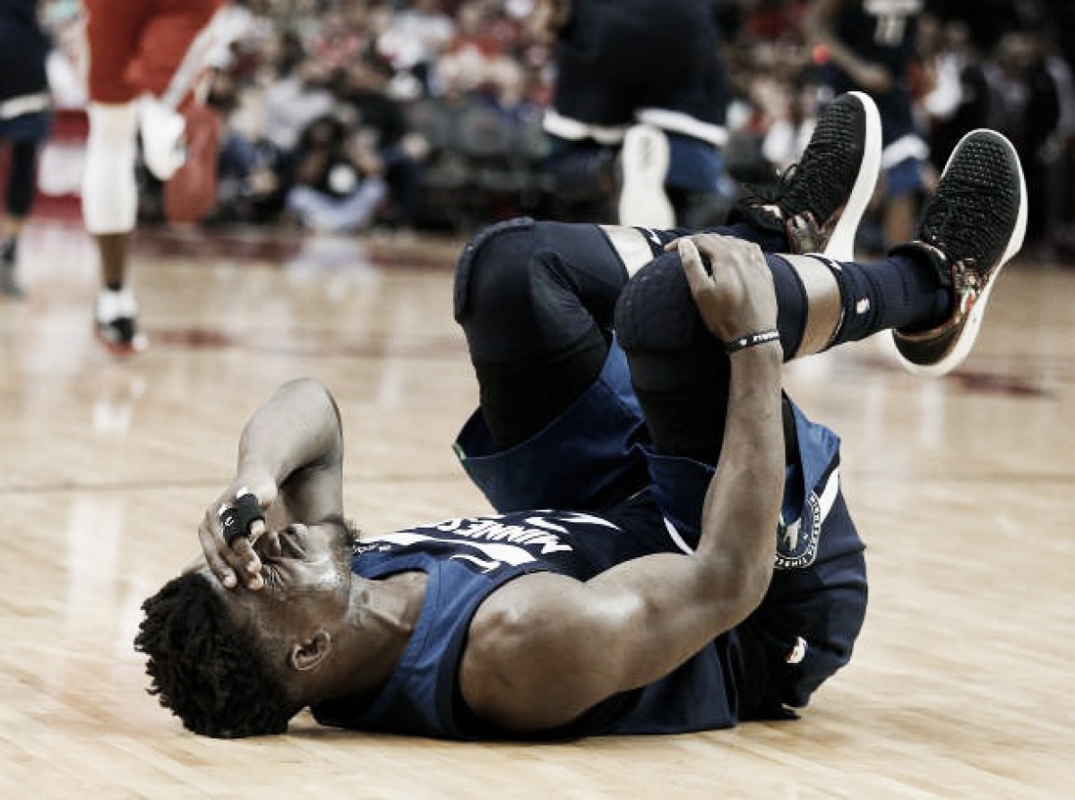 NBA, lesione al menisco per Jimmy Butler