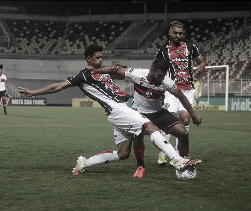 Atlético-GO faz resultado nos primeiros 20 minutos, vence Joinville e avança na Copa do Brasil