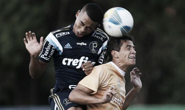 Gabriel Jesus rouba a cena e Palmeiras goleia em jogo treino