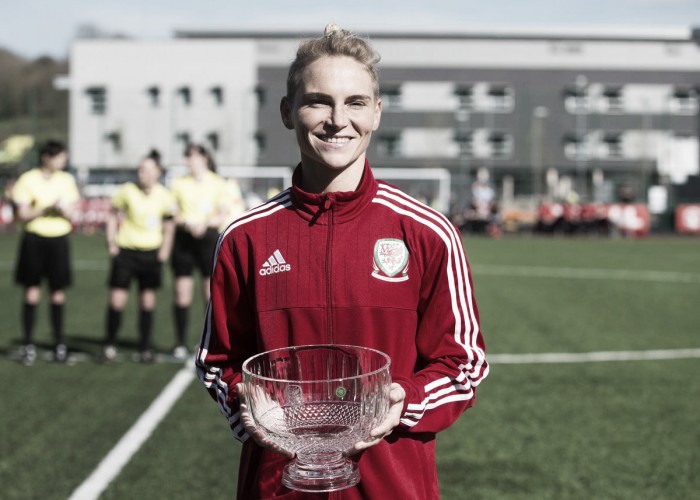 Jess Fishlock makes history, hits her 100th cap for Wales