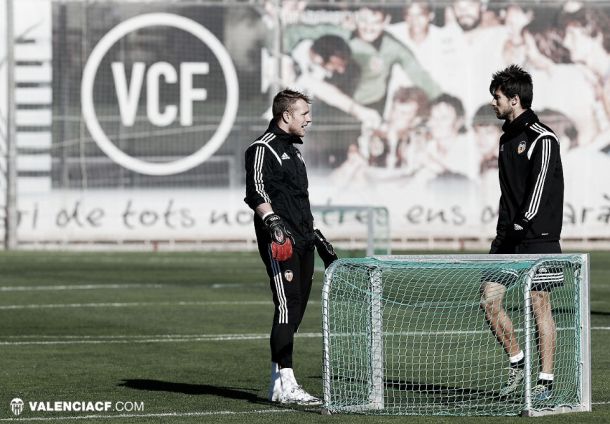 El Valencia vuelve al trabajo con numerosos contratiempos