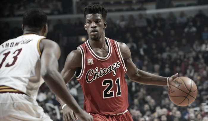 Nba, vittoria d'orgoglio di Chicago sui Cavs (105-102)