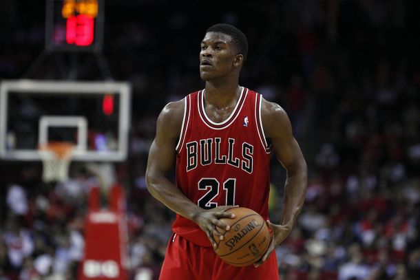 Jimmy Butler Out 2-4 Weeks With Thumb Injury