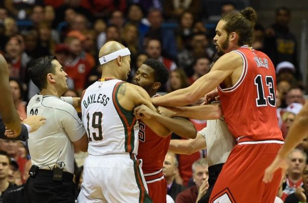 Milwaukee Bucks Grab The Bulls By The Horns To Win Game 4, 92-90