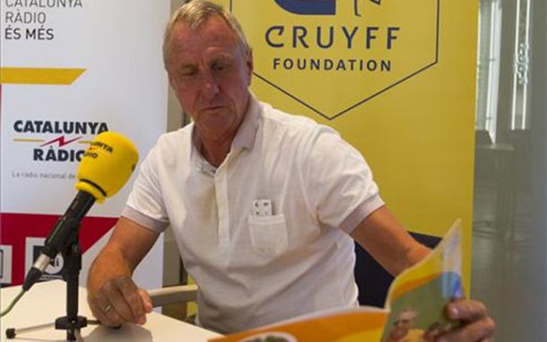 Johan Cruyff: "El Barça tiene todos los papeles pero falta el visto bueno del presidente"