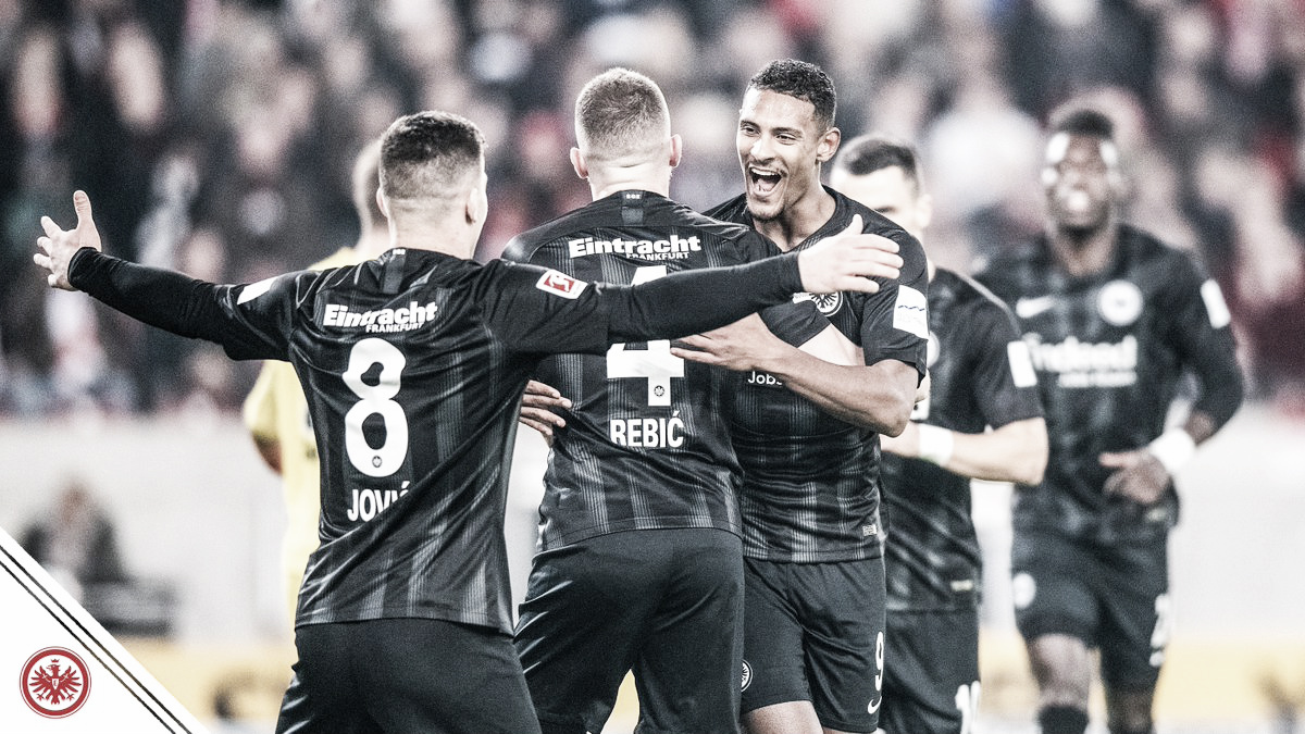 Eintracht Frankfurt vence Stuttgart fora de casa e embala na Bundesliga