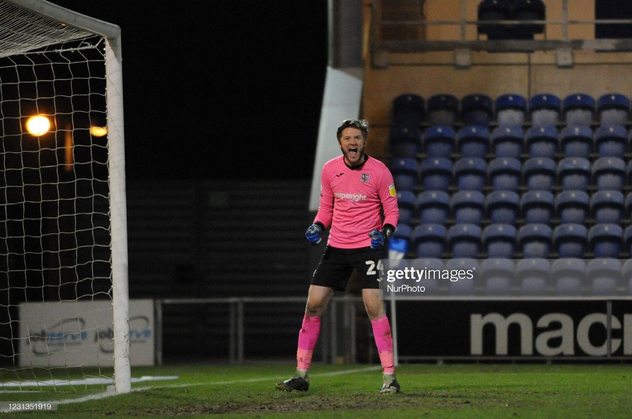 Exeter City Vs Leyton Orient Preview How To Watch Kick Off Time Team News Predicted Lineups And Ones To Watch Vavel International