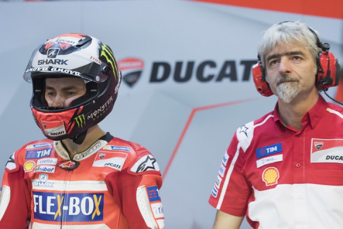 Marco Lucchinelli: “Quien va a Ducati lo hace solo por dinero”