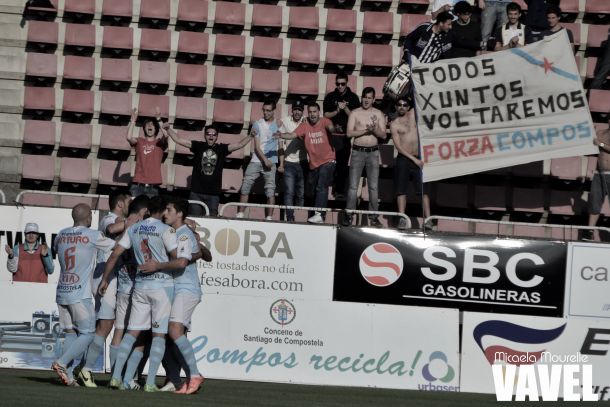Fotos e imágenes del SD Compostela 4-2 CD Tropezón de la jornada 33, Segunda División B Grupo I