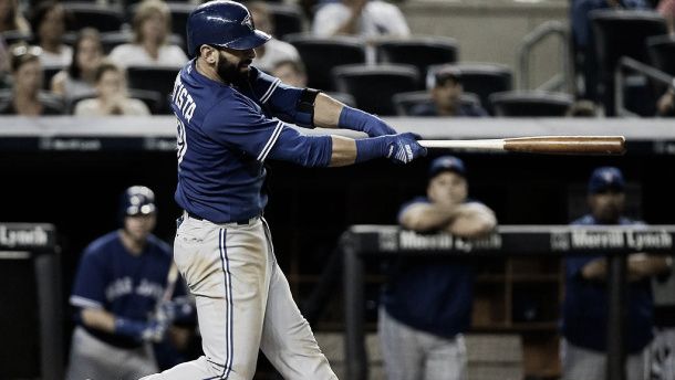 Jose Bautista Lifts Toronto Blue Jays Over New York Yankees In Extra Innings
