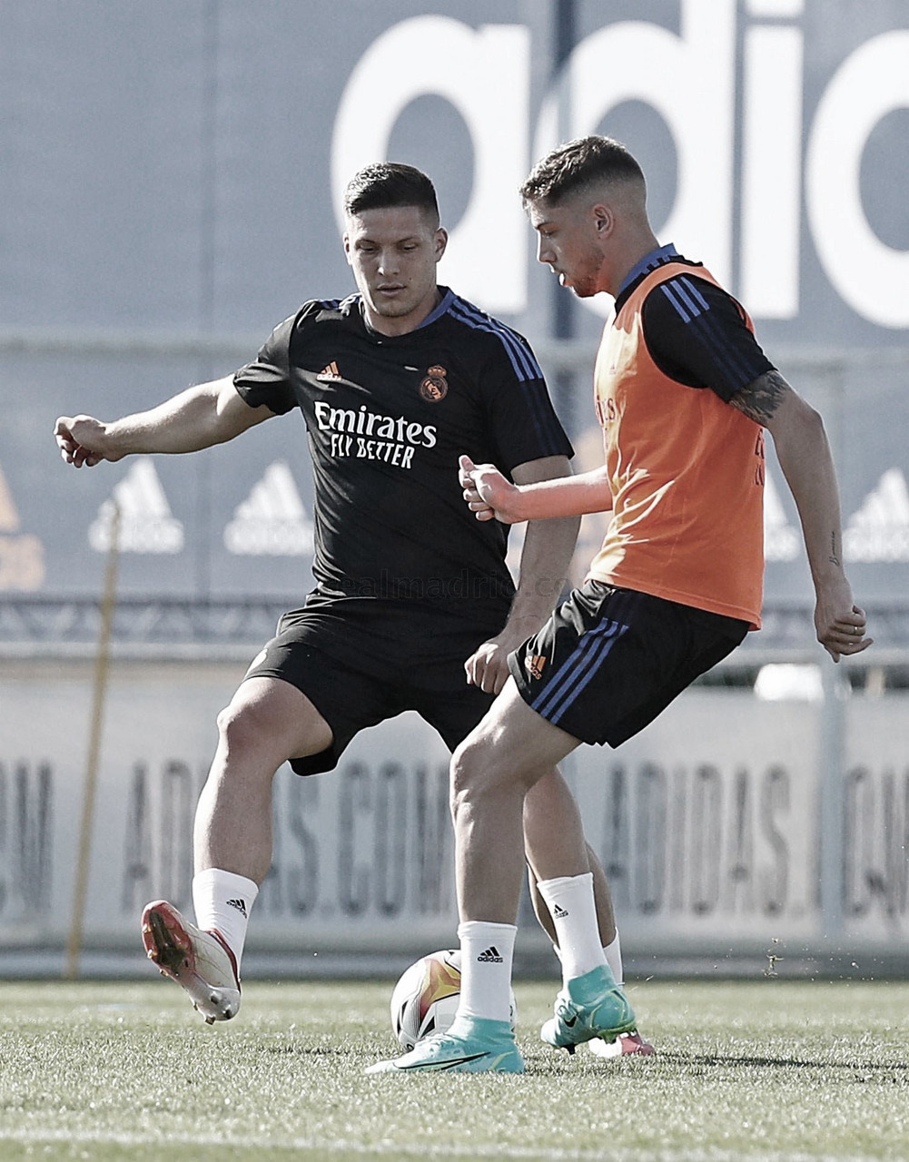 Jovic sigue ganando
papeletas para salir del Real Madrid Jovic sigue ganando
papeletas para salir del Real Madrid