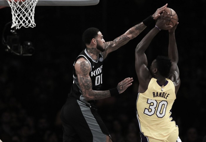 NBA, i Lakers si scuotono contro i Kings (99-86)