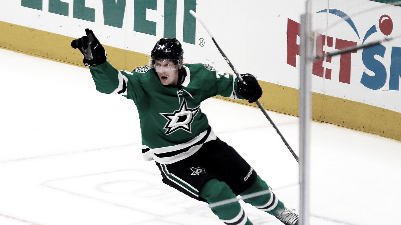 Los Islanders arrollan y los Stars vencen guiados por Gurianov "La Estrella Mayor" Los Islanders arrollan y los Stars vencen guiados por Gurianov "La Estrella Mayor"