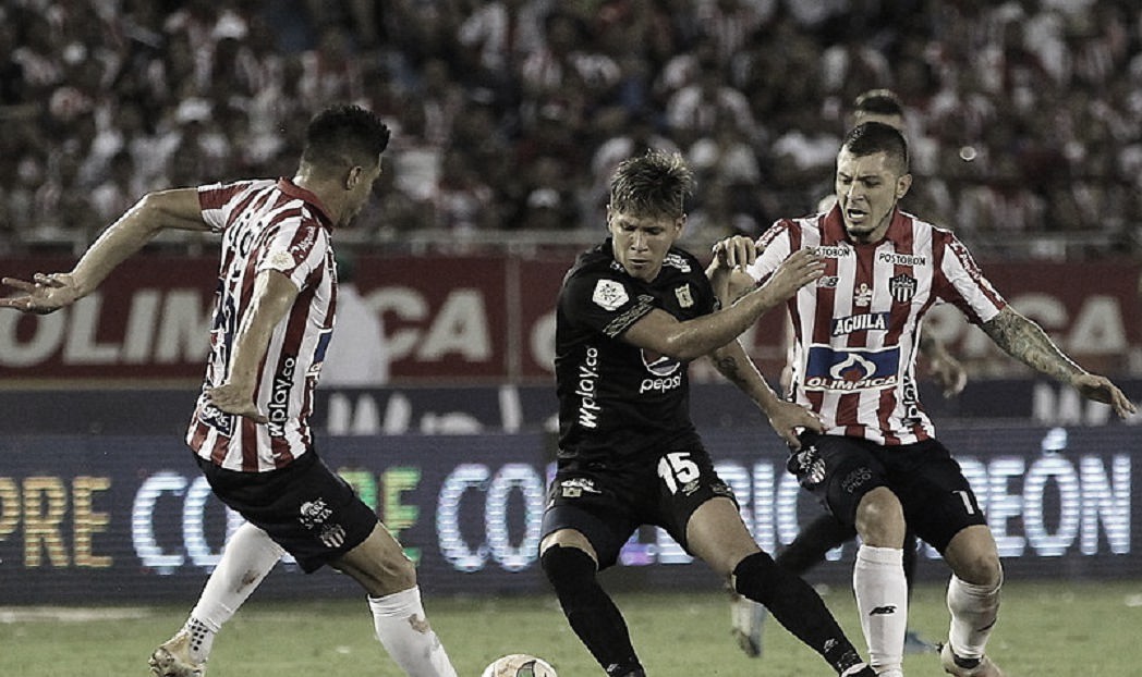 La primera convocatoria de Juan Cruz Real en América de Cali para la Superliga
