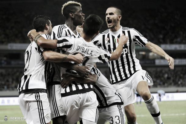 La Juventus alza su séptima Supercoppa de Italia