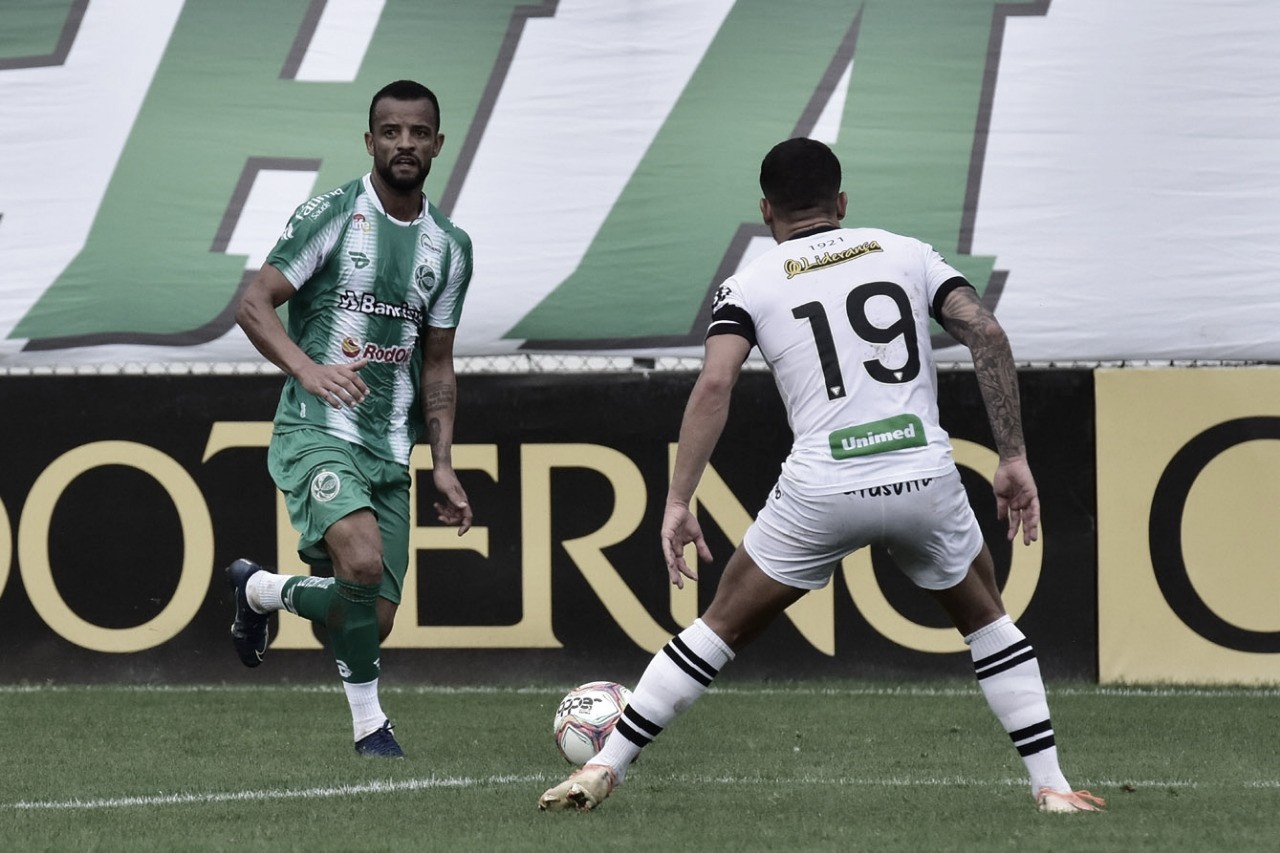 Juventude supera gol irregular, vira contra Figueirense e entra no G-4 Juventude supera gol irregular, vira contra Figueirense e entra no G-4
