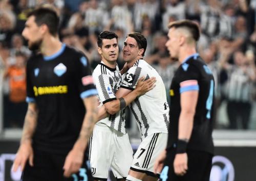 Dramatis, Juventus Diimbangi Lazio 2-2