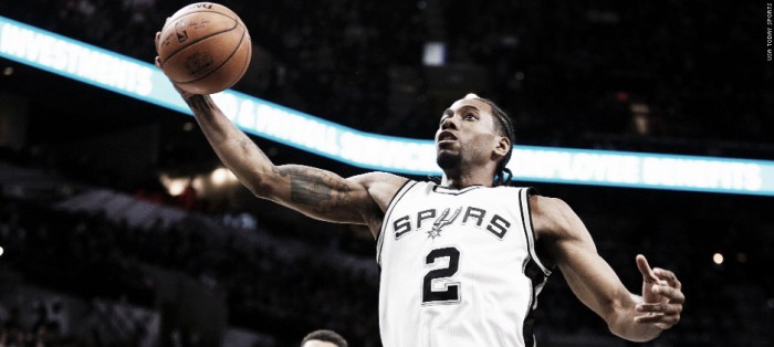 Leonard y los Spurs arruinan el debut de Durant en los Warriors