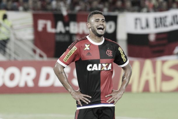 Kayke abafa exaltação de boa fase do Flamengo: "Tem que manter os pés no chão"