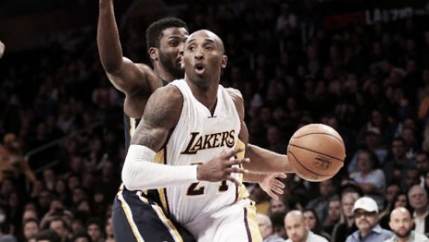 Resumen NBA: Toronto pierde en el back to back, los aficionados se impacientan con Fisher y Kobe al rescate de los Lakers
