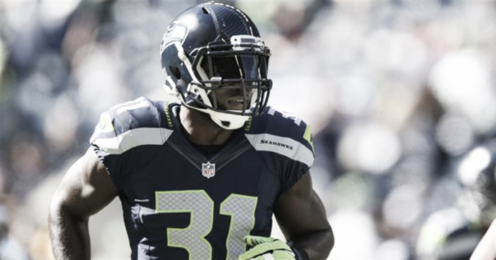 Kam Chancellor extends stay in Seattle