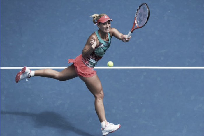 Australian Open 2016: Angelique Kerber makes light work of Madison Bringle to make fourth round
