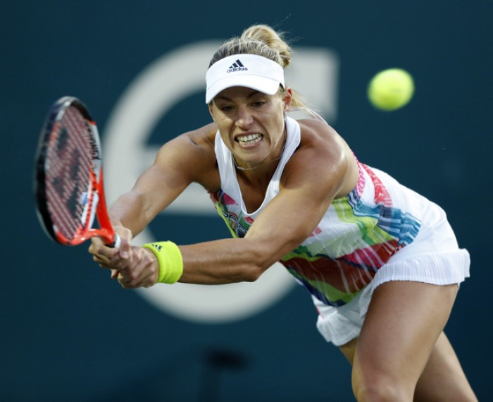 WTA Charleston: Angelique Kerber, Sam Stosur, Eugenie Bouchard Battle On Day Two