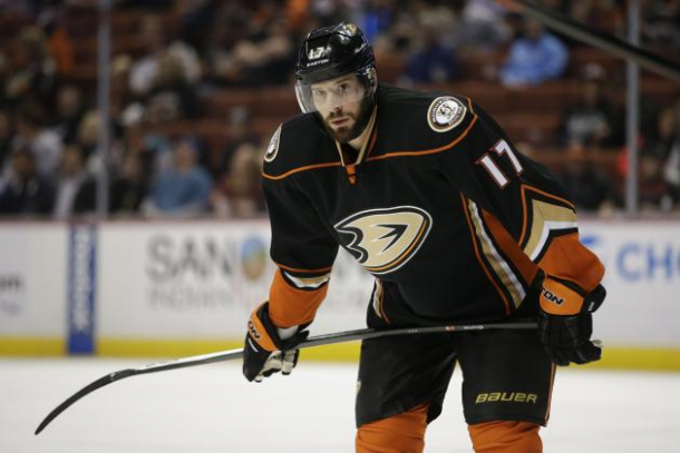 Ryan Kesler Signs Extension To Stay In Anaheim