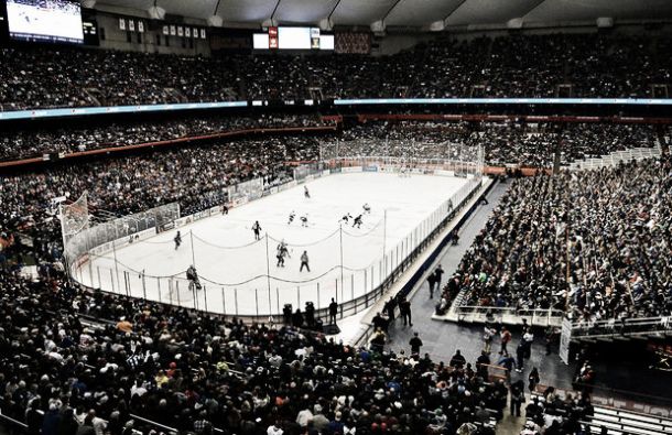 El Frozen Dome Classic de la AHL bate el récord de asistencia en hockey indoor