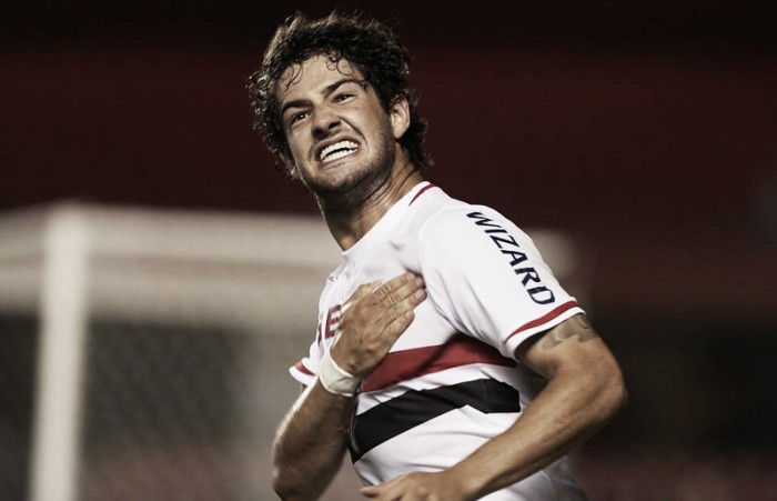 Alexandre Pato revela torcida pelo São Paulo e não descarta voltar no futuro