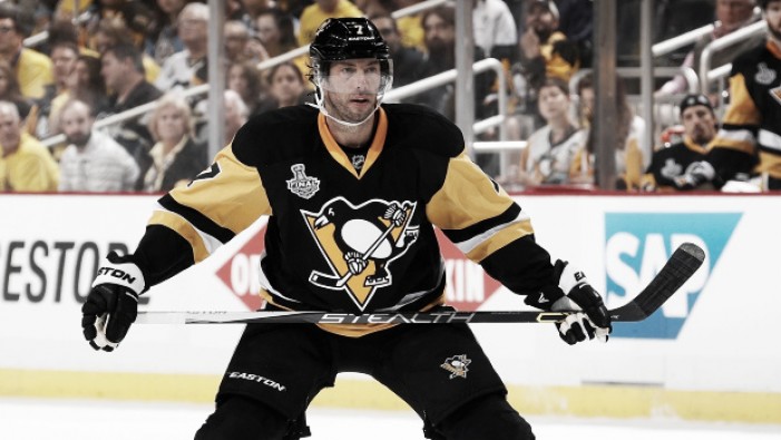 Matt Cullen permanecerá en los Penguins un año más