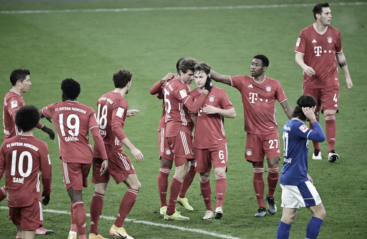 Eficiente, Bayern goleia Schalke 04 e amplia liderança na Bundesliga Eficiente, Bayern goleia Schalke 04 e amplia liderança na Bundesliga