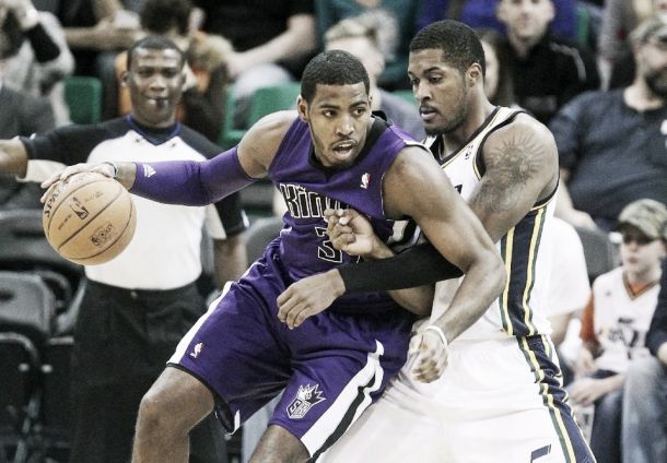Utah Jazz abandona el último puesto del Oeste en otra brillante noche de Durant