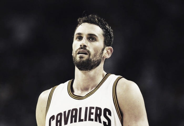 NBA, frattura alla mano per Kevin Love: fuori dalle sei alle otto settimane