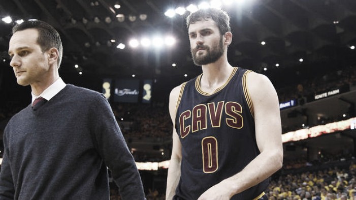 Nba Finals, Kevin Love fuori causa per gara-3