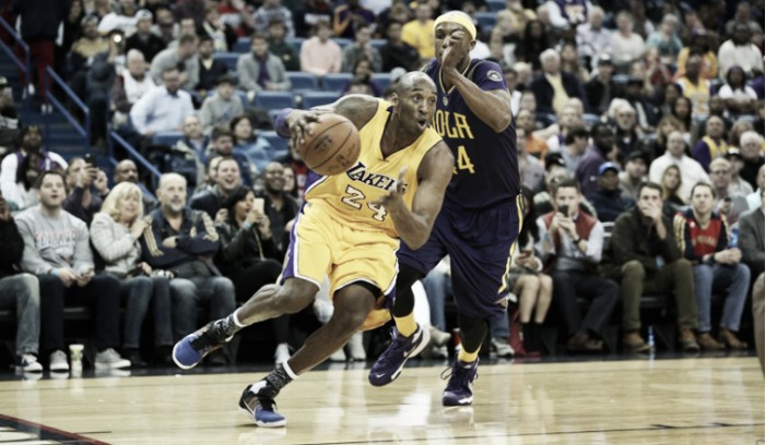 Nba, i Rockets vincono a Phoenix. Bryant trascina i Lakers contro New Orleans