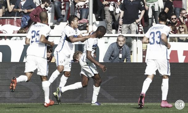 Internazionale conta com atuação brilhante de Handanovic para vencer Torino e segue líder