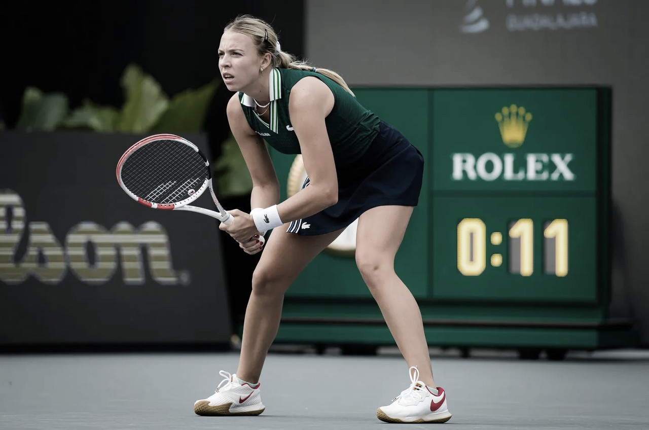 Kontaveit domina Krejcikova, vence 11ª seguida e estreia bem no WTA Finals