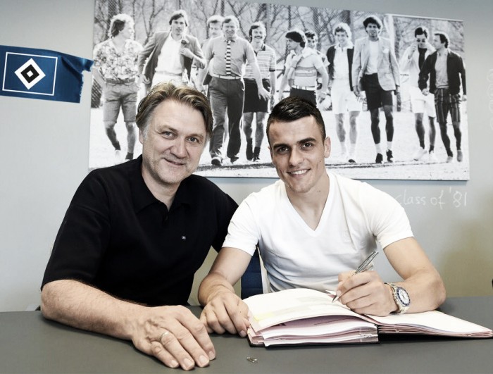 Hamburger SV complete signing of Filip Kostic